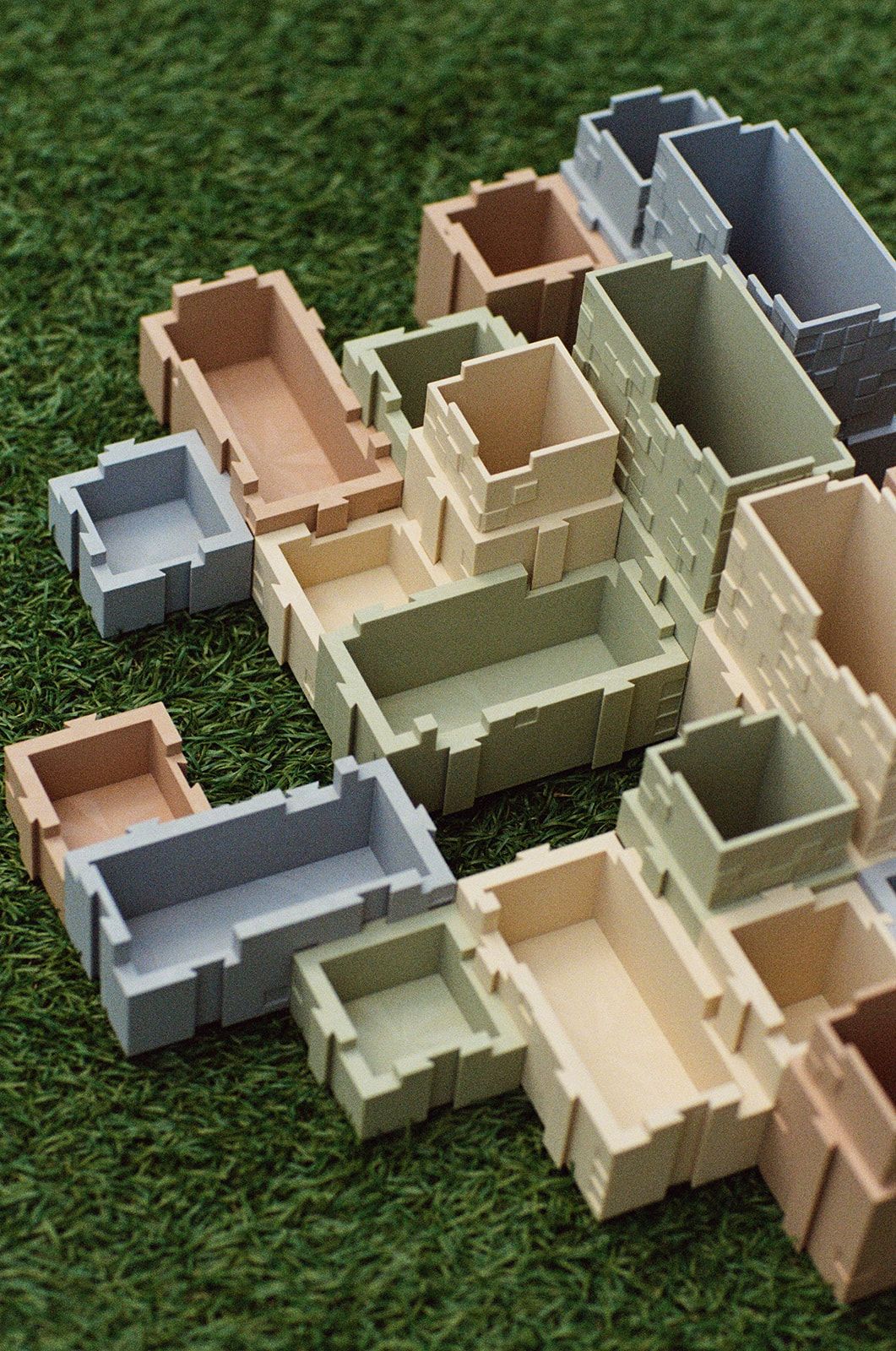 Mixed-colour organiser grid, from above